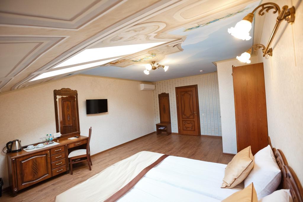 Mini-Hotel Guest House Inn Lviv Exteriör bild